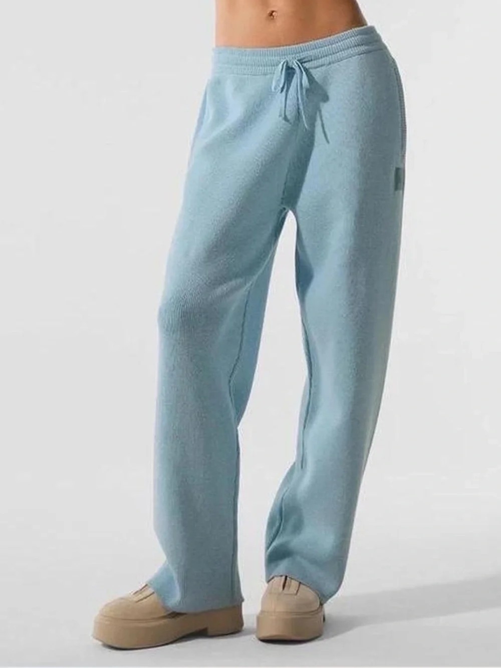 Alo Yoga Scholar Straight Leg Sweatpant in Celestial Blue Heather sz MEDIUM